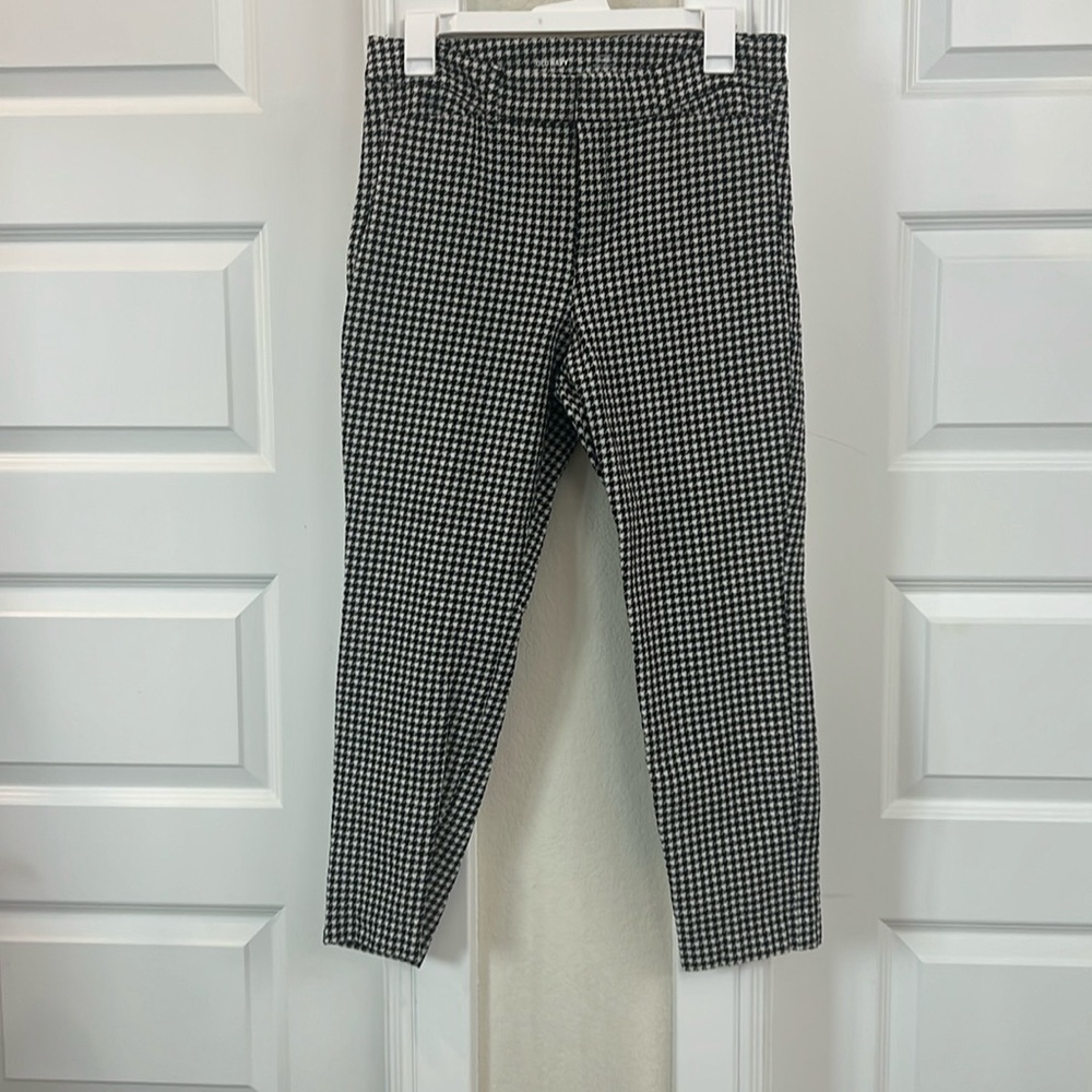 Old Navy - High Rise Pixie - Houndstooth size 10